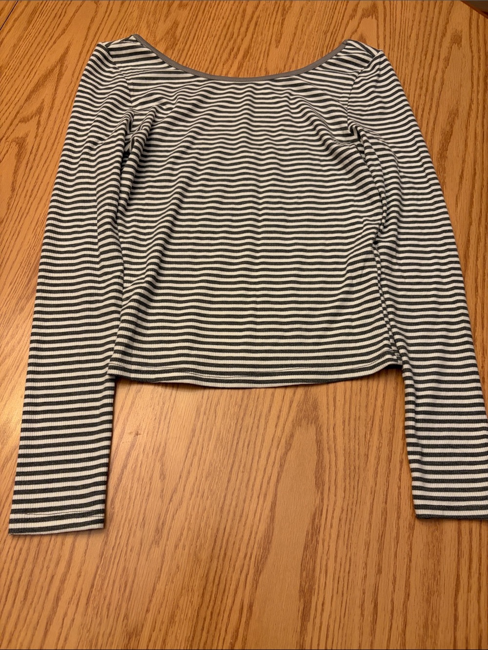 Falechay Striped Long-Sleeve Women’s Top — Gray and White size small